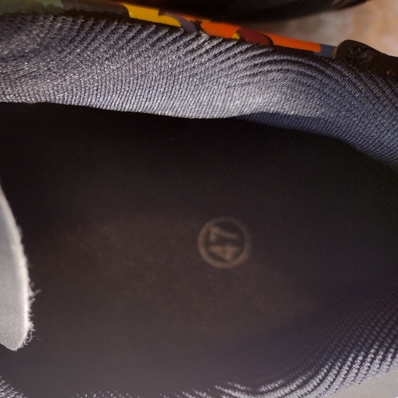 Bike Riding Shoes - Picture 3 of 4